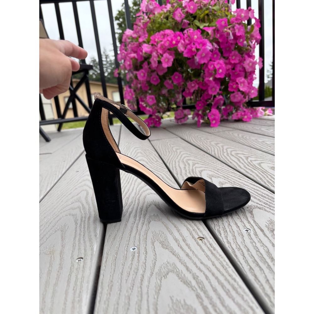 A New Day Black Suede Ankle Strap Block Heel Sandals Women's Size 9 - Picture 2 of 11